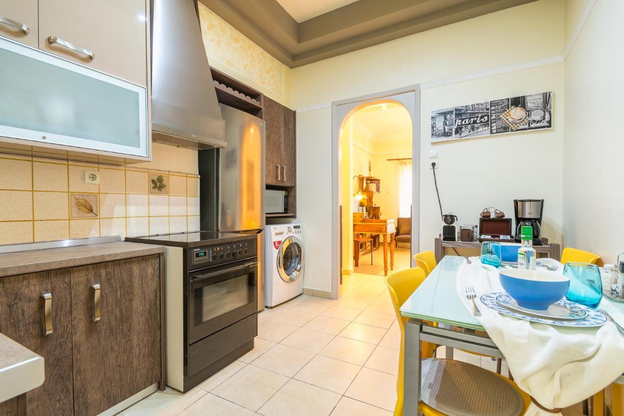 Bed and Breakfast Family House Next To Acropolis Афіни Екстер'єр фото